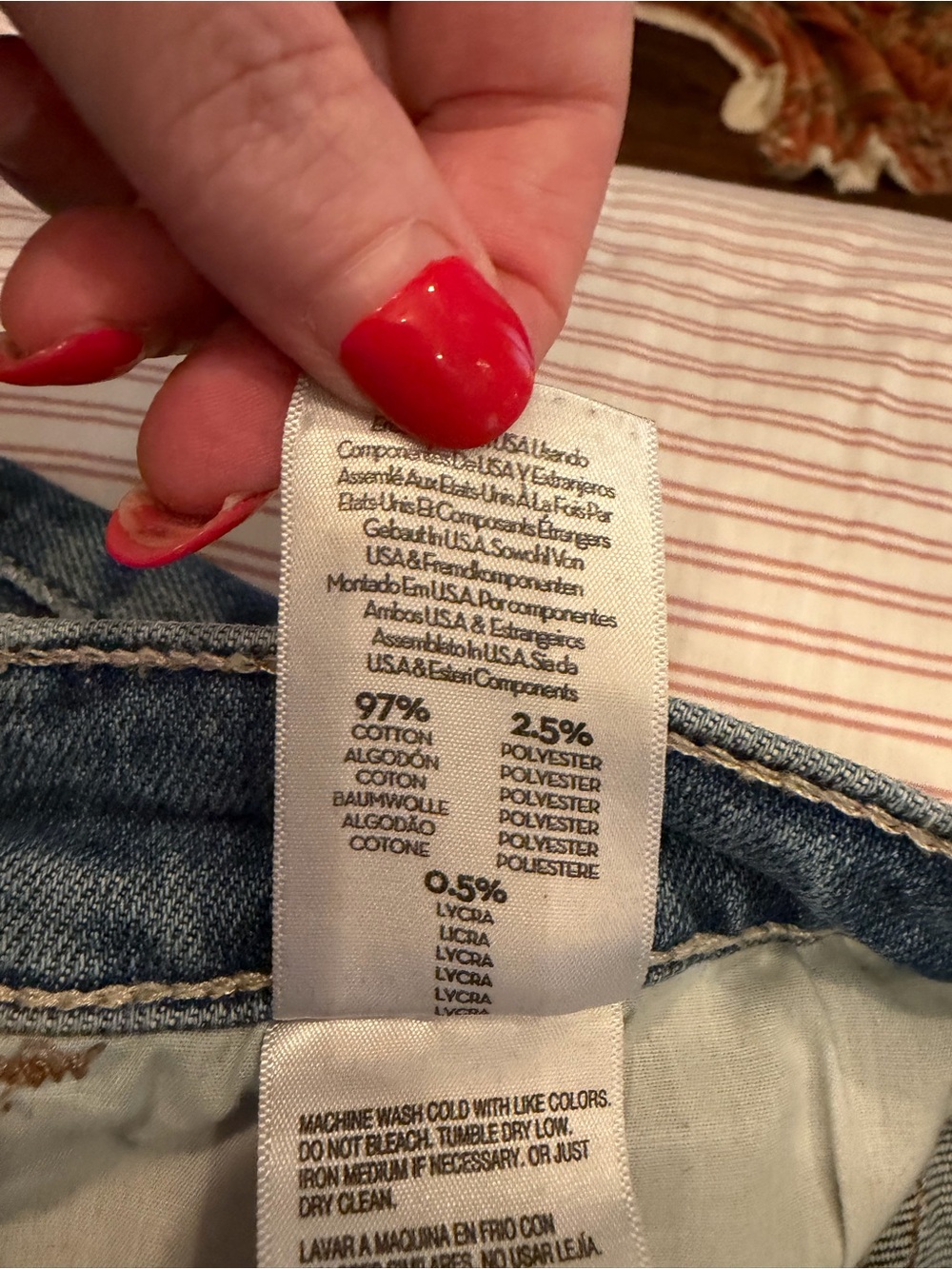 MOTHER- The Hustler Roller Ankle Jeans- size 30. Good used condition. - Picture 4 of 8